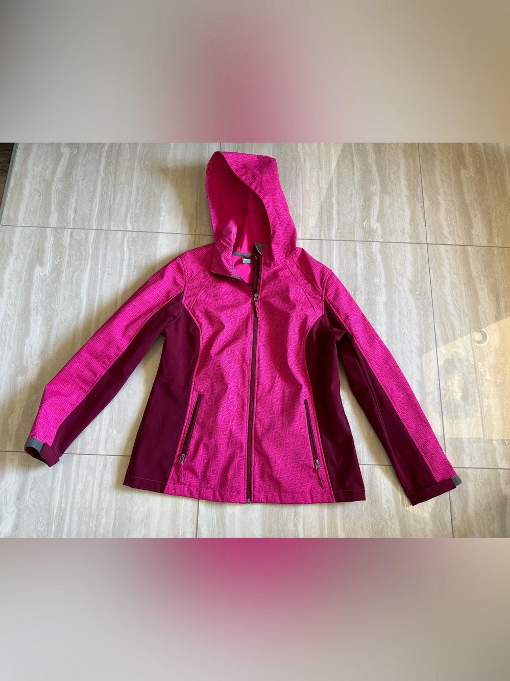 Large 12/14 Hooded Softshell Jacket purple Pink Free Tech rain ski jacket girl
